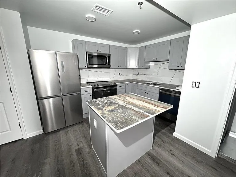810 Monocacy St #107 — Photo 9