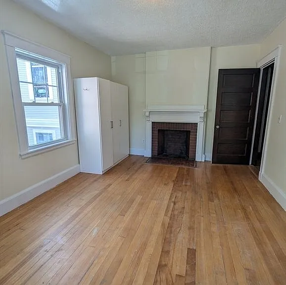 34 William St #2 — Photo 12
