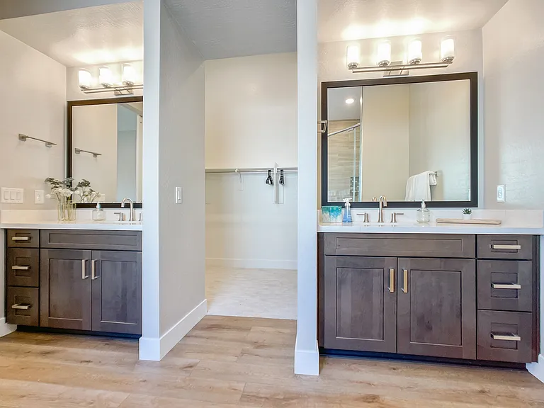8031 N 14th Pl — Photo 31