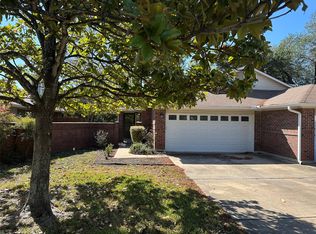 1003 Markham Ln APT B, Austin, TX 78753