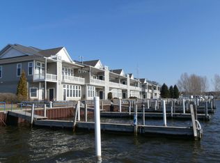 63 Arthur St, Manistee, MI 49660