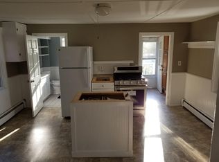 88 Stillman Ave #2, Pawcatuck, CT 06379