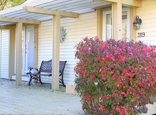 3119 Brock St, Keego Harbor, MI 48320