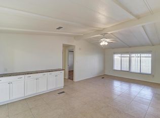 1513 W Beck Ln, Phoenix, AZ 85023