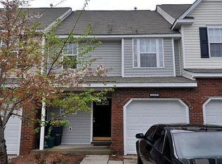 16864 Timber Crossing Rd, Charlotte, NC 28213