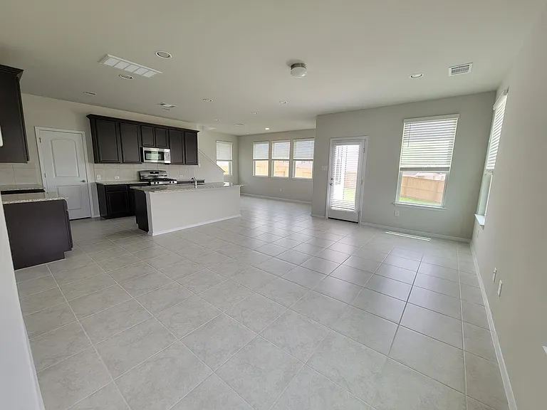 11300 Lago De Garda Dr — Photo 6