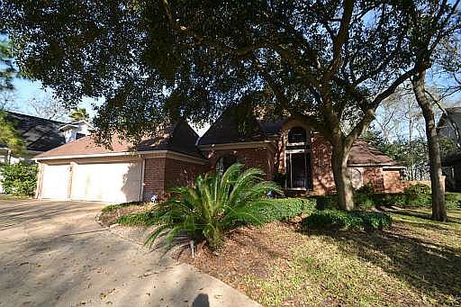 1st image of 2102 Plantation Dr