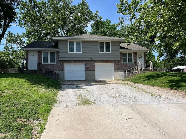 2702 NW Chipman Rd #A-b, Lees Summit, MO 64081