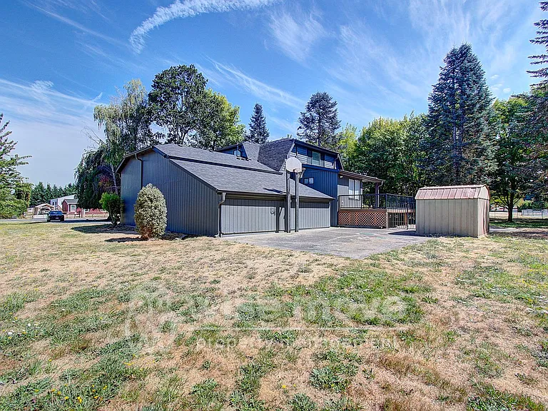 4001 NW 127th St — Photo 42