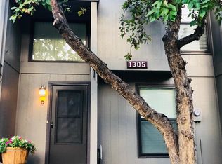 1305 Bear Mountain Dr APT C, Boulder, CO 80305