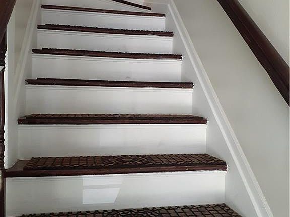 3rd image of 39 Lindsey St #2