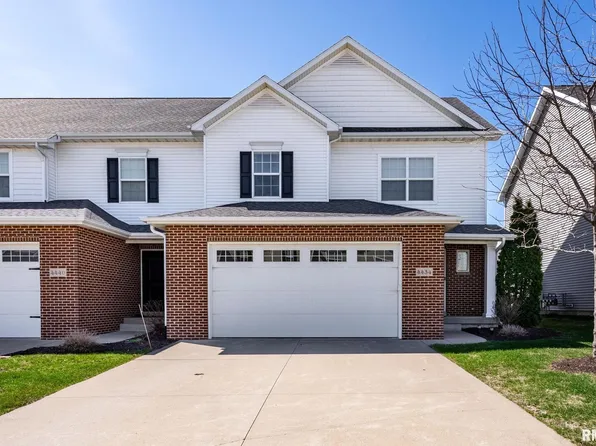 4434 W Slate Creek Dr, Bettendorf, IA 52722