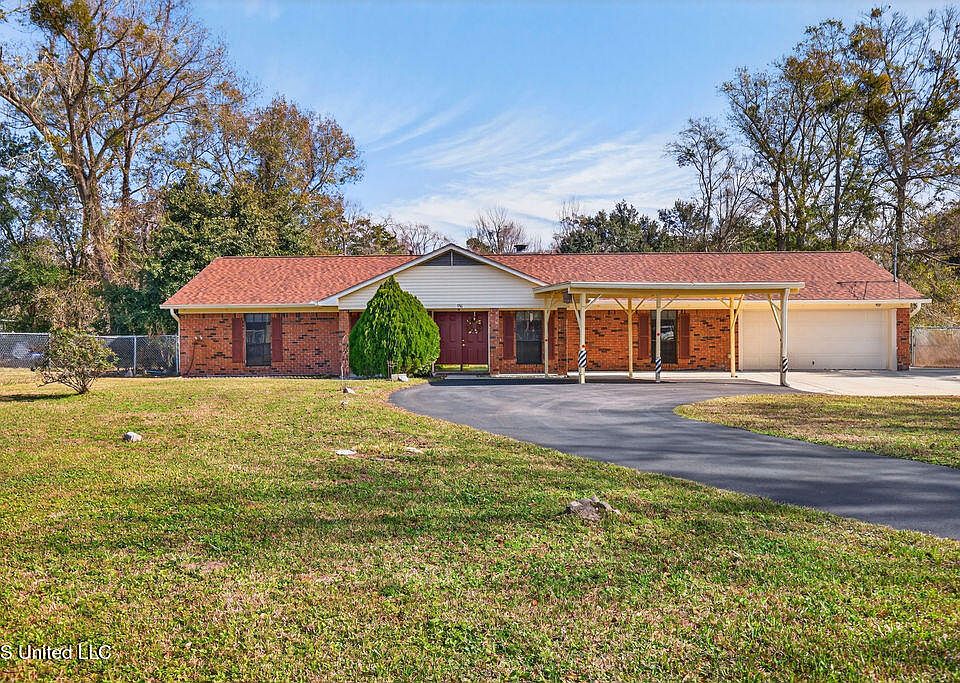 1st image of 596 Tegarden Rd