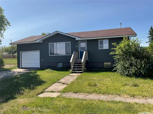 217 3rd STREET N, Wakaw, SK S0K 4P0