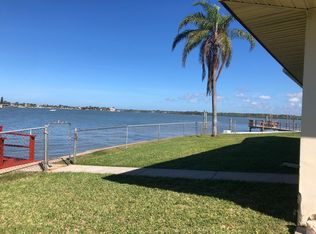 16116 5th St E, Redington Beach, FL 33708