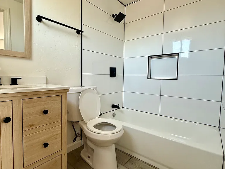 2614 N Balboa Ave #6 — Photo 12