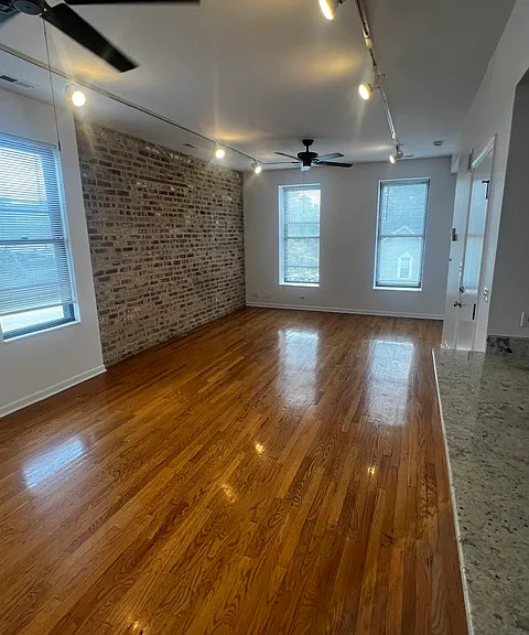 1362 W Crystal St #3F — Photo 4