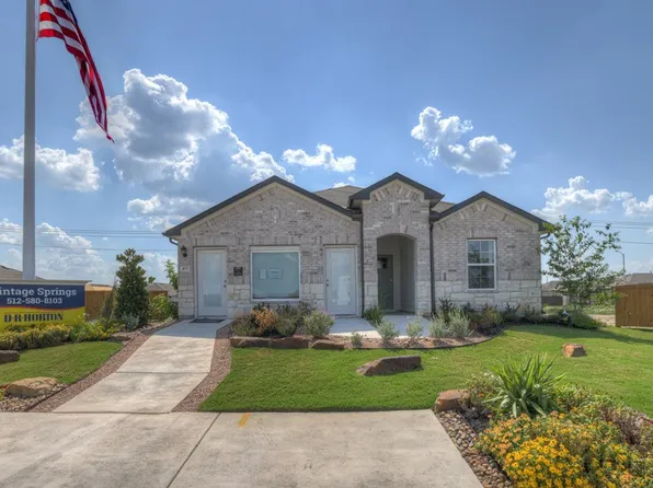 403 Abbey Ln, Lockhart, TX 78644
