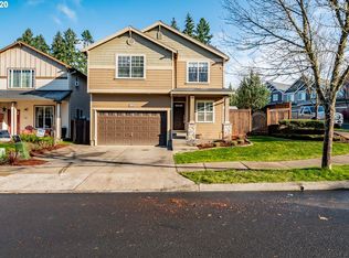 37833 Hamilton Ridge Dr, Sandy, OR 97055