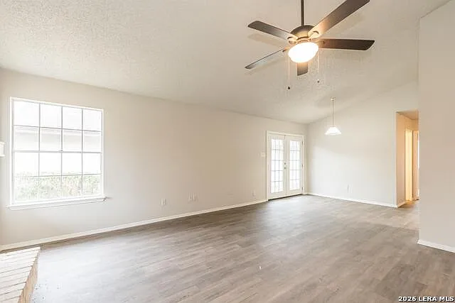 3518 Stoney Blf — Photo 3