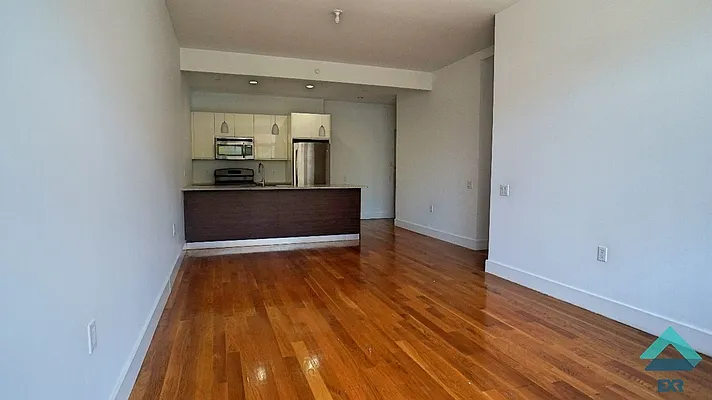 Rented by EXR | media 89