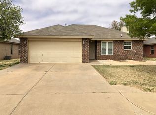 6904 9th St, Lubbock, TX 79416