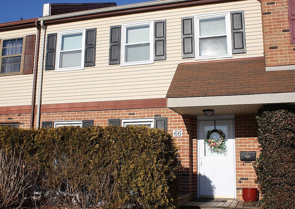 1st image of 66 Coventry Ln