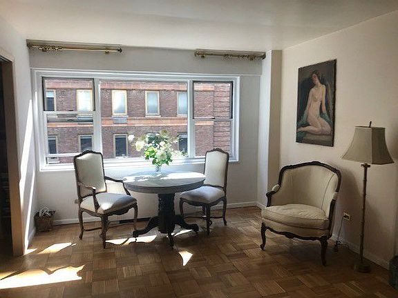 3rd image of 100 W 57th St APT 11K