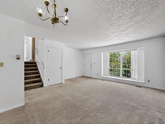 5th image of 6680 Bugle Dr
