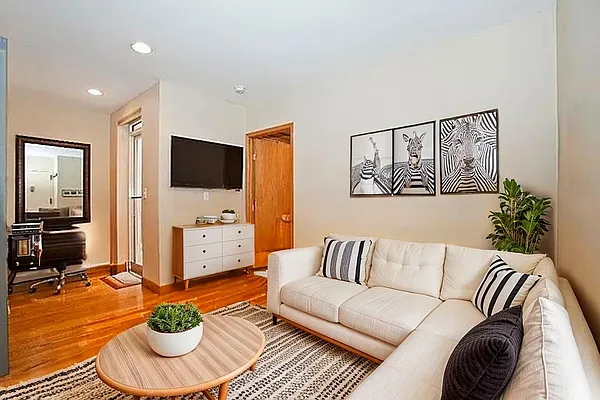 Rented by Jade Stone Real Estate Consulting | media 3