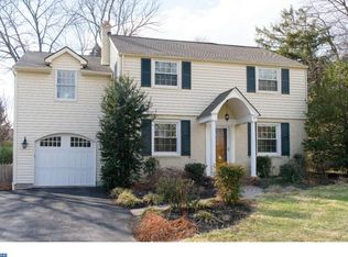 290 Wentworth Rd, Wayne, PA 19087