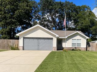 210 Revere Dr, Fort Walton Beach, FL 32547