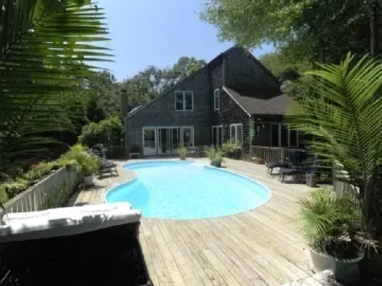 99 Spring Pond Ln — Photo 15