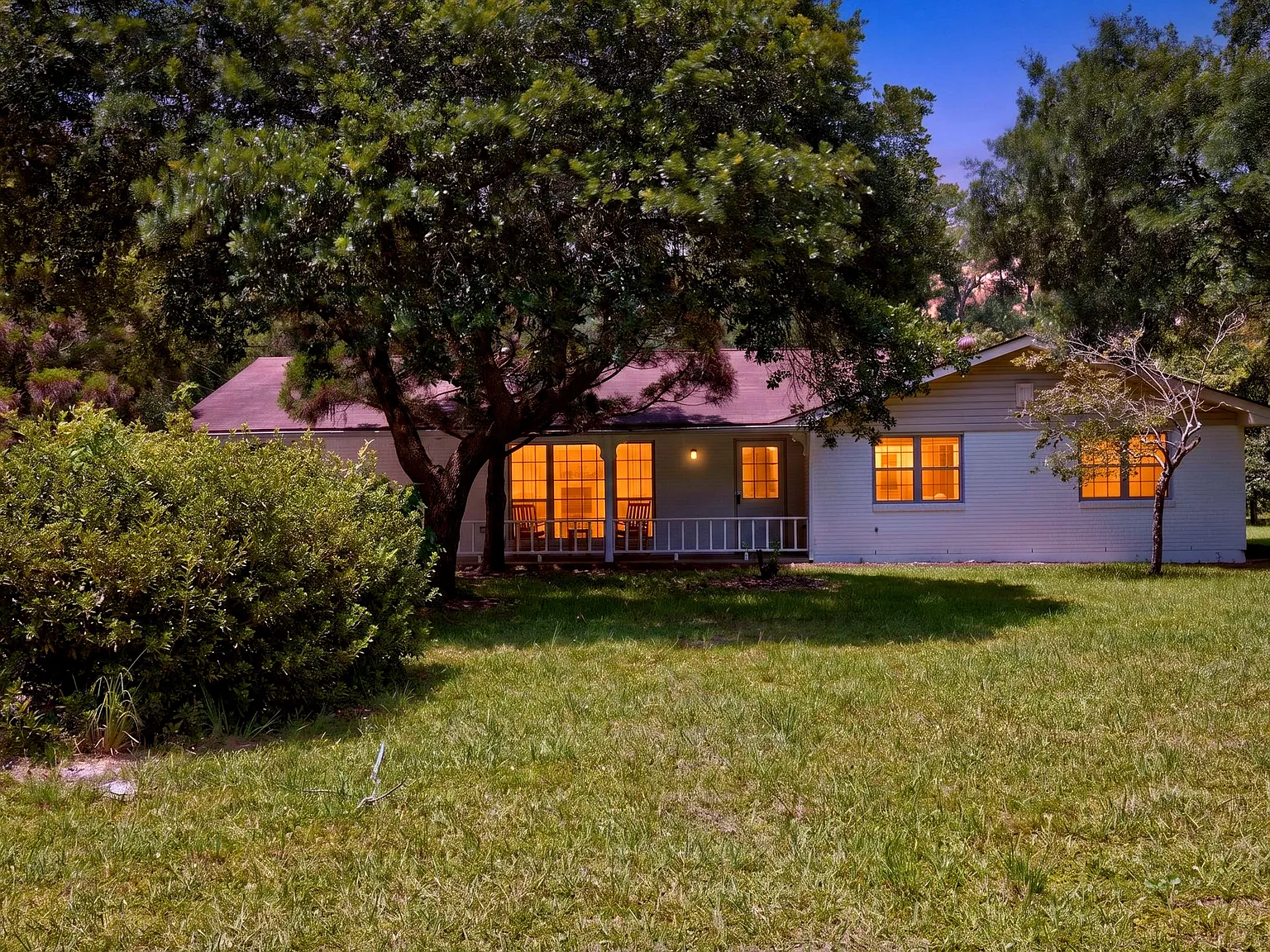 3 bed, 1800 sqft, $1,995 — Photo 1