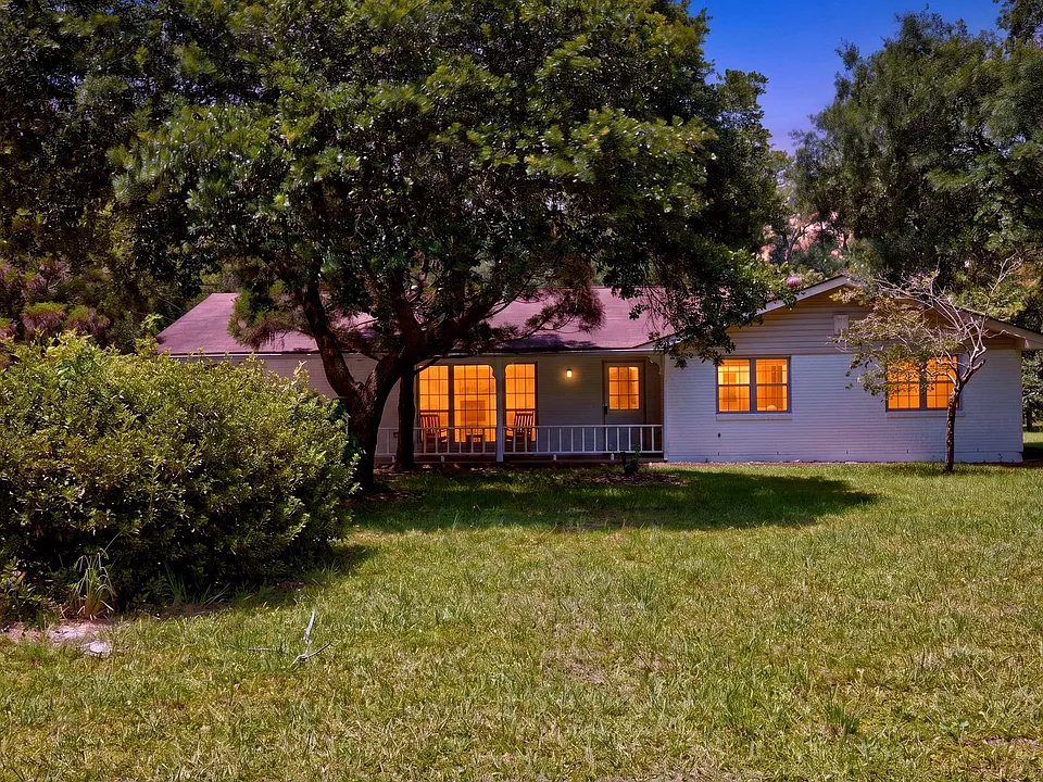 14320 Mallett Rd