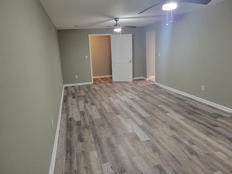 4217 N Mountain Rd NE — Photo 22