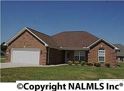 1st image of 200 Chestnut Oak Cir