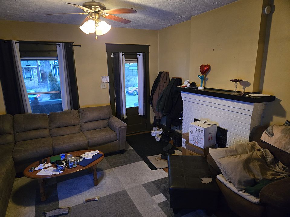 2nd image of 1130 N Tacoma Ave #1130