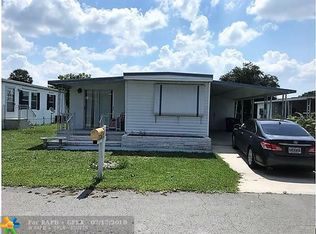 1660 SW 84th Ave, Davie, FL 33324