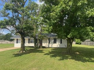 39665 Bernard Rd, Malden, MO 63863