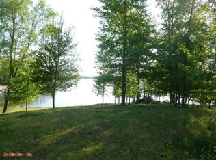 29 Butternut Dr, Sturgis, MI 49091