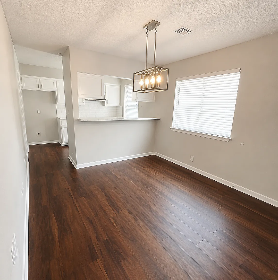 3 bed, 1162 sqft, $1,550 — Photo 4