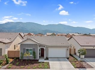 2106 Pomegranate St, Santa Paula, CA 93060