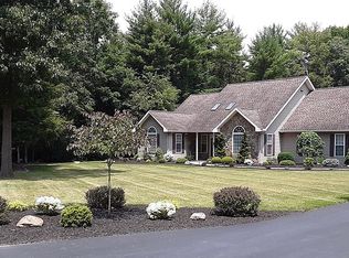 86 Eisenhower Xrds, Mill Hall, PA 17751