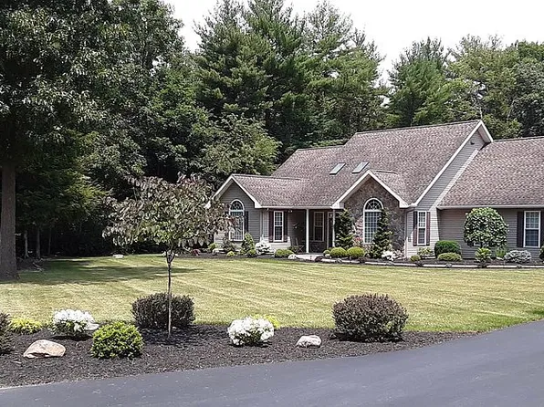 86 Eisenhower Xrds, Mill Hall, PA 17751