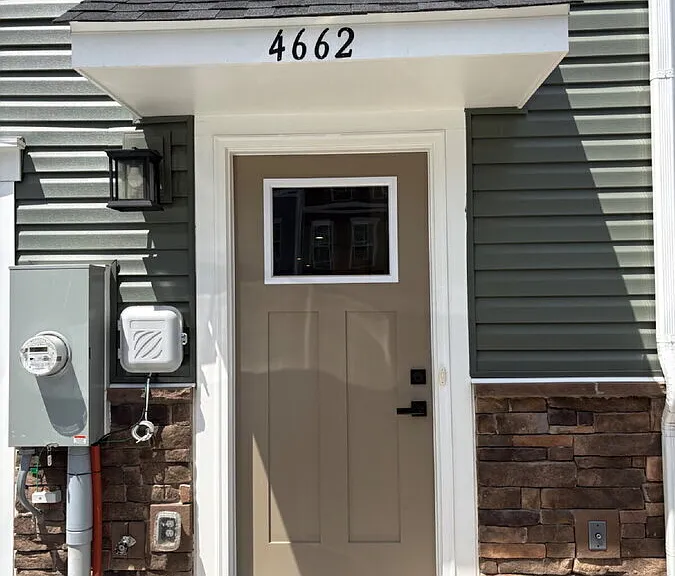 4662 Drysdale St — Photo 2