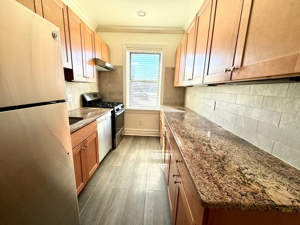855 Broad Ave #57