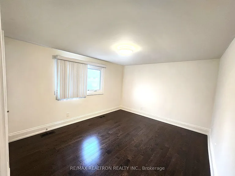 207 Bayview Fairways Dr — Photo 21