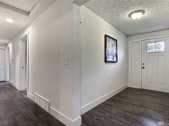 2nd image of 5501 E East St