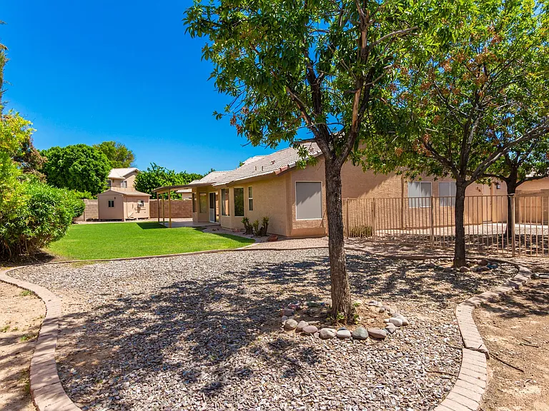 4830 W Geronimo St — Photo 23